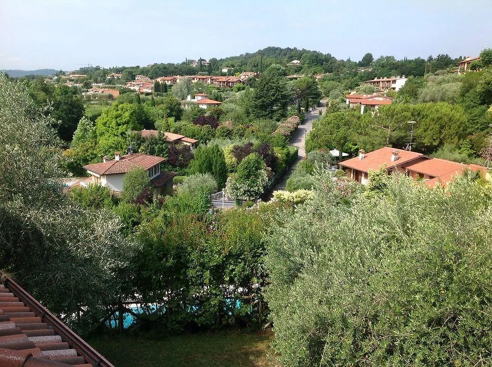 B&B Villa Gardasee With Pool Soiano Del Lago Italien